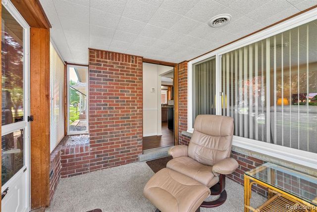 5725 Burger Street, Dearborn Heights, MI 48127