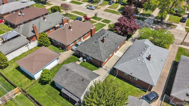 5725 Burger Street, Dearborn Heights, MI 48127