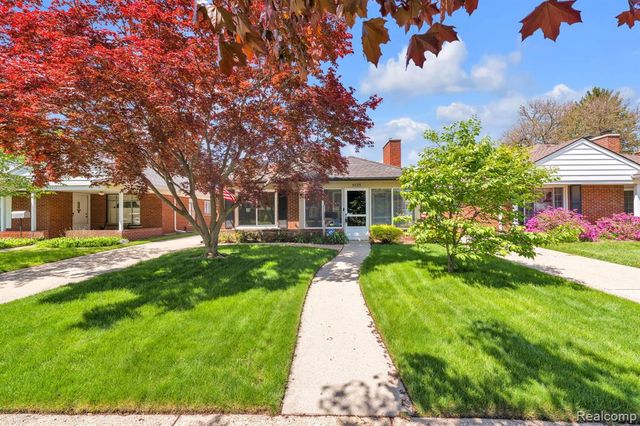 5725 Burger Street, Dearborn Heights, MI 48127