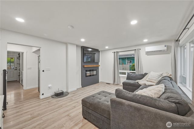 107 River Street, Everson, WA 98247