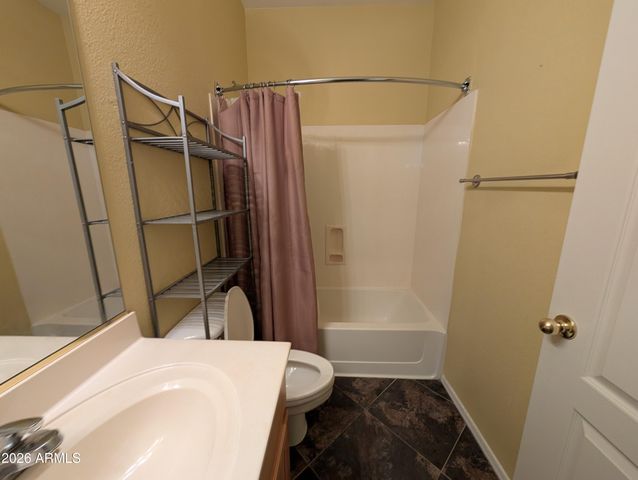 2481 E Fairview Street, Chandler, AZ 85225