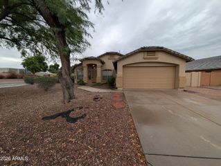 2481 E Fairview Street, Chandler, AZ 85225