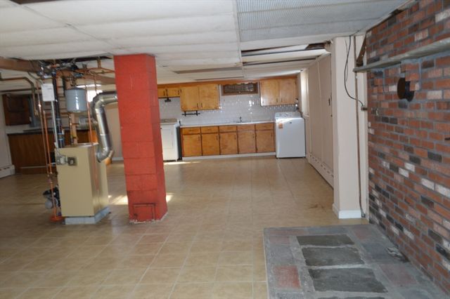 40 Flora Road, Attleboro, MA 02703