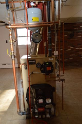 40 Flora Road, Attleboro, MA 02703