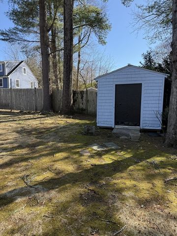 40 Flora Road, Attleboro, MA 02703