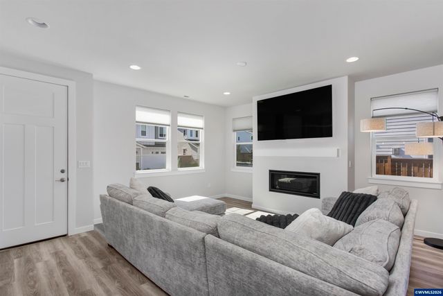 6533 SW Lupine Ln, Wilderville, OR 97070