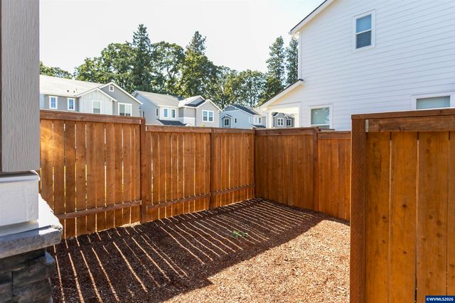 6533 SW Lupine Ln, Wilderville, OR 97070