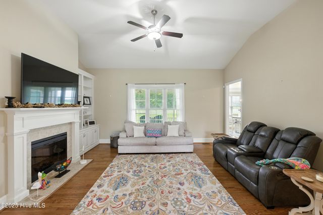 8637 Forest Cove Road, Elm City, NC 27822
