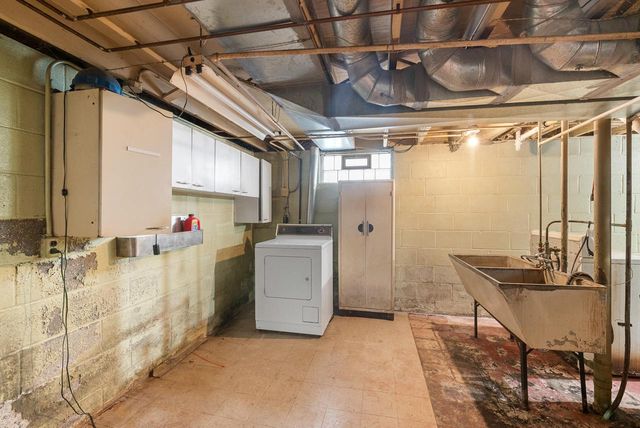 3553 S Herman STREET, Milwaukee, WI 53207