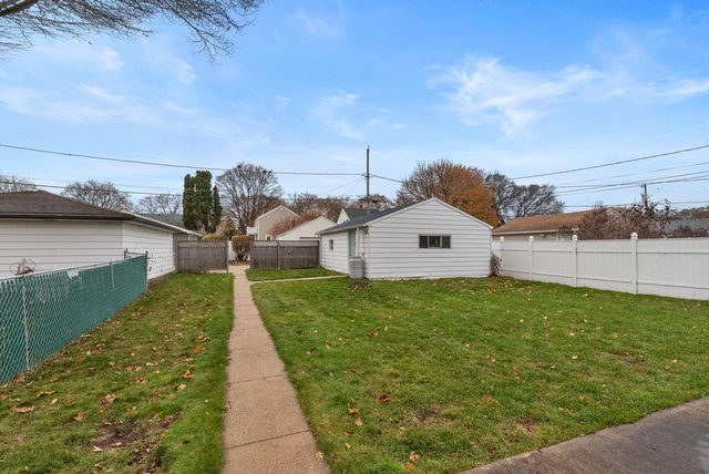 3553 S Herman STREET, Milwaukee, WI 53207