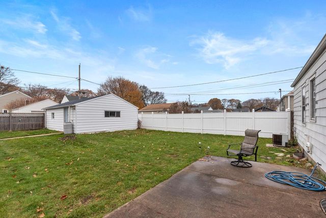 3553 S Herman STREET, Milwaukee, WI 53207