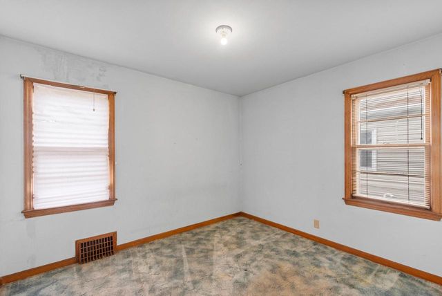 3553 S Herman STREET, Milwaukee, WI 53207