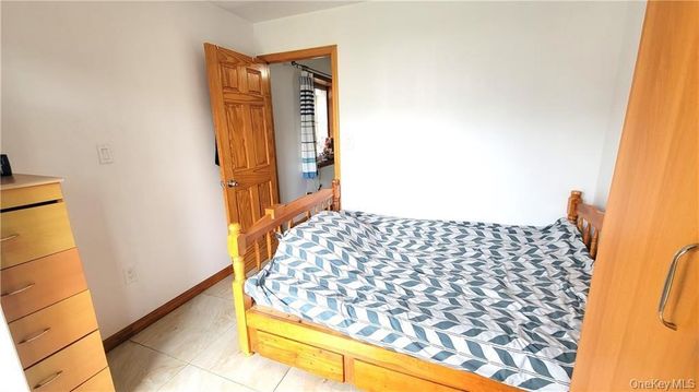 90-14 51st Avenue 2A, Elmhurst, NY 11373