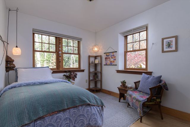 135 Fred Houghton Road, Putney, VT 05346