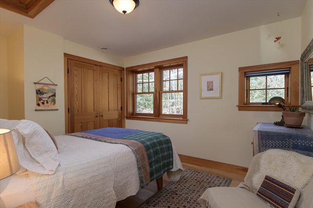 135 Fred Houghton Road, Putney, VT 05346