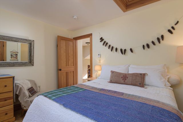 135 Fred Houghton Road, Putney, VT 05346