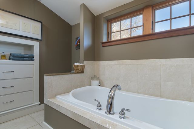 135 Fred Houghton Road, Putney, VT 05346