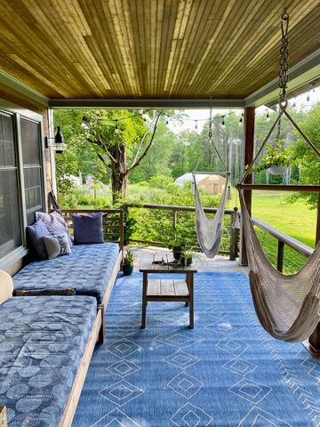 135 Fred Houghton Road, Putney, VT 05346