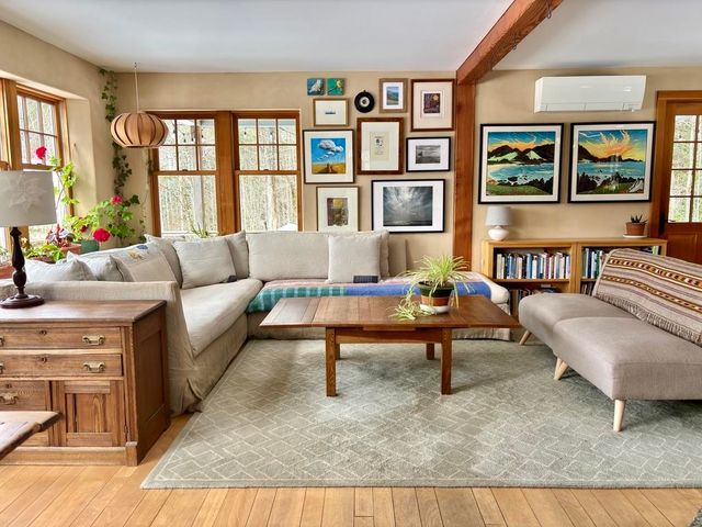 135 Fred Houghton Road, Putney, VT 05346