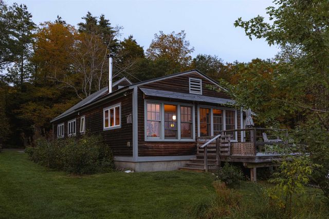 135 Fred Houghton Road, Putney, VT 05346