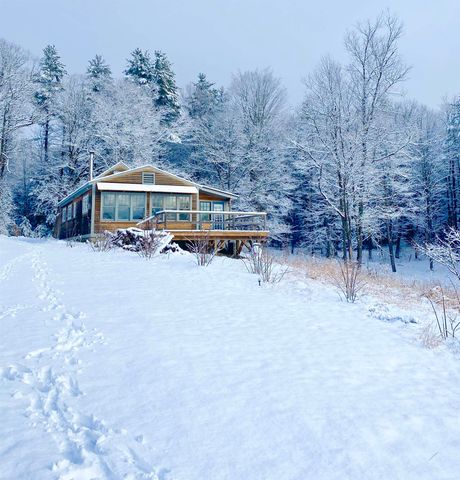 135 Fred Houghton Road, Putney, VT 05346