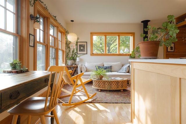 135 Fred Houghton Road, Putney, VT 05346