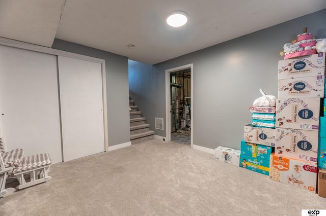 7212 S 176th Street, Omaha, NE 68136