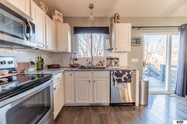 7212 S 176th Street, Omaha, NE 68136