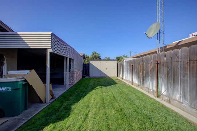 8455 Kimberly Way, Hilmar, CA 95324