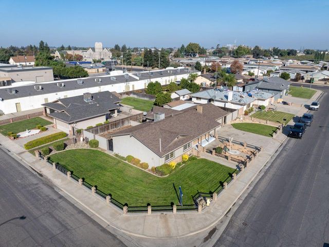 8455 Kimberly Way, Hilmar, CA 95324