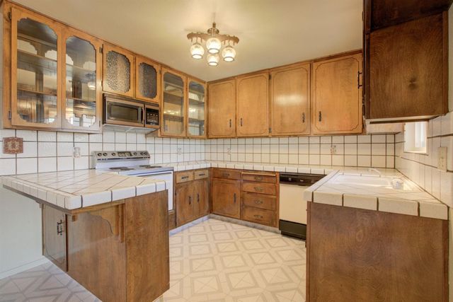 8455 Kimberly Way, Hilmar, CA 95324