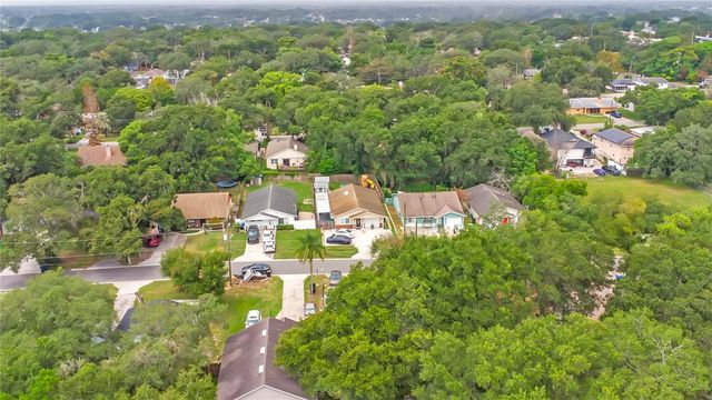 415 S LANCELOT AVENUE, Orlando, FL 32835