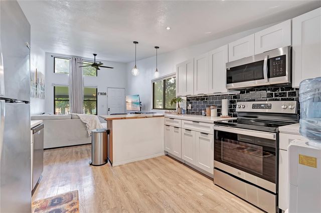 415 S LANCELOT AVENUE, Orlando, FL 32835