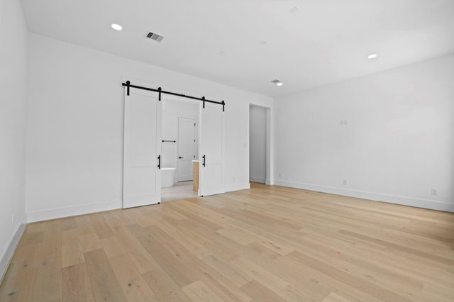 4305 Floyd Street A, Houston, TX 77007
