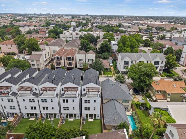 4305 Floyd Street A, Houston, TX 77007