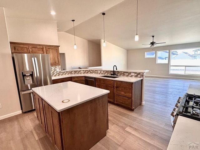 3406 Wapiti Ln, Pueblo, CO 81005