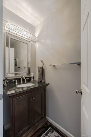 7070 Magnolia Lane, Waterford Charter Township, MI 48327