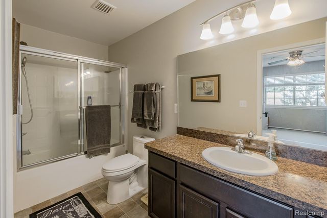 7070 Magnolia Lane, Waterford Charter Township, MI 48327