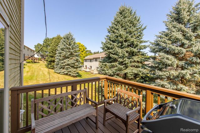 7070 Magnolia Lane, Waterford Charter Township, MI 48327