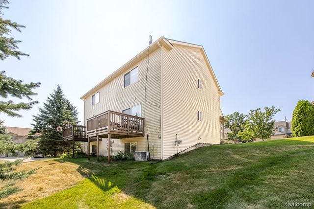 7070 Magnolia Lane, Waterford Charter Township, MI 48327