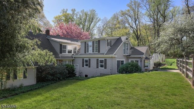 131 Post Kunhardt Rd, Bernardsville Boro, NJ 07924