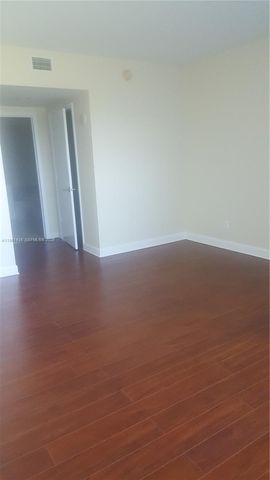 14951 Royal Oaks Ln 1105, North Miami, FL 33181