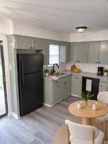 106 Santa Fe Trl, Jacksonville, AR 72076