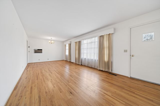 126 Lake Terrace Dr, Hendersonville, TN 37075