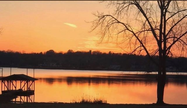 126 Lake Terrace Dr, Hendersonville, TN 37075