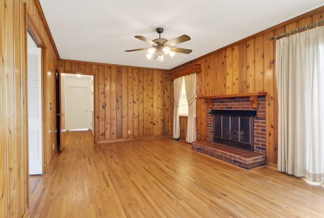 126 Lake Terrace Dr, Hendersonville, TN 37075