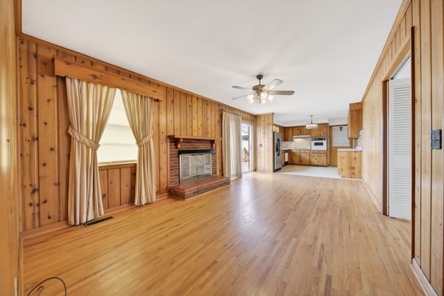 126 Lake Terrace Dr, Hendersonville, TN 37075