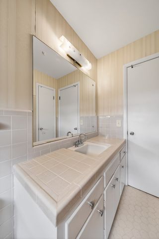 126 Lake Terrace Dr, Hendersonville, TN 37075