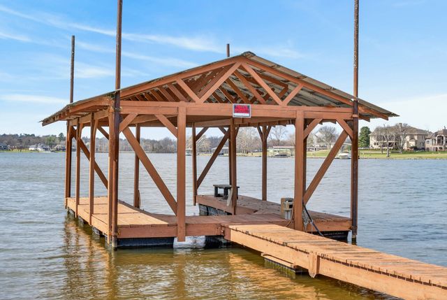 126 Lake Terrace Dr, Hendersonville, TN 37075