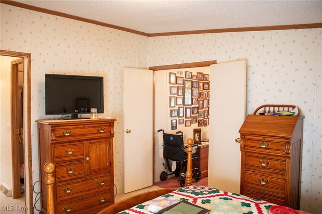 61691 Wintergreen Road, Lore City, OH 43755